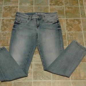 Gap Real Straight Fit jeans  SIZE 6 pre owned